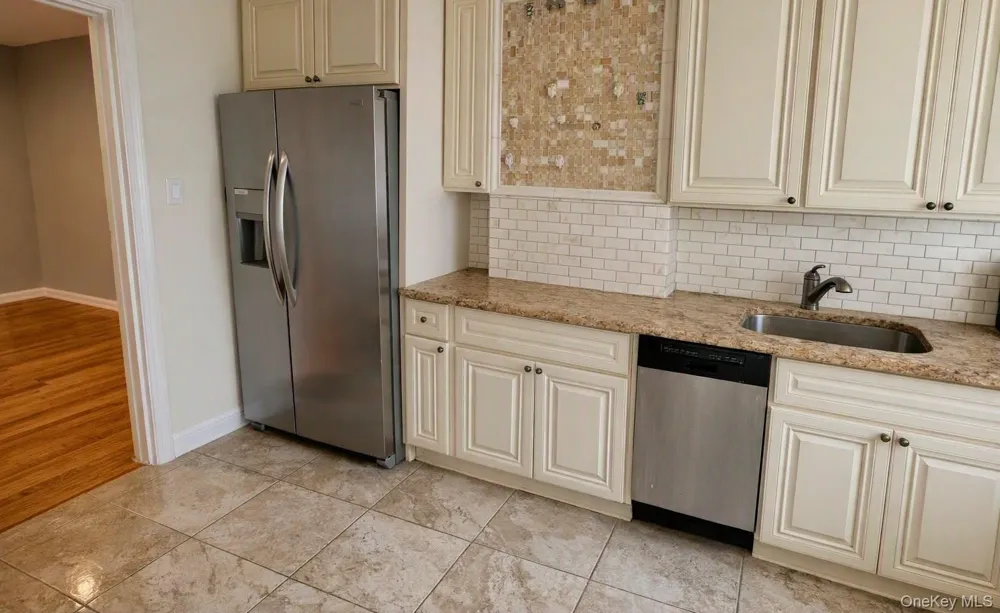 6807 59th Drive Maspeth, NY 11378