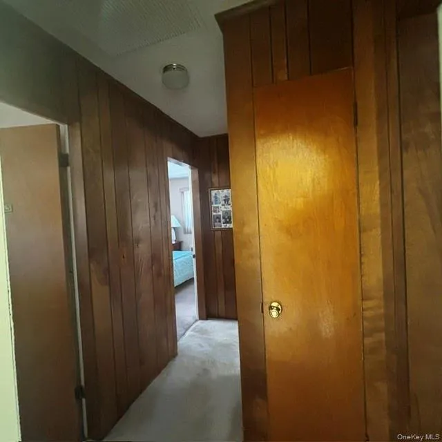 66 E Neptune Avenue Lindenhurst, NY 11757