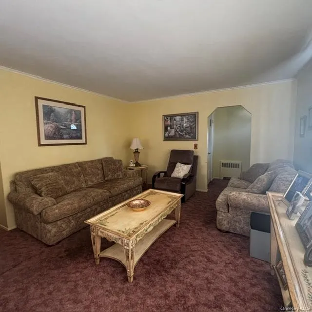 66 E Neptune Avenue Lindenhurst, NY 11757