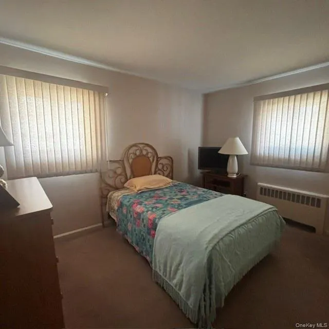 66 E Neptune Avenue Lindenhurst, NY 11757