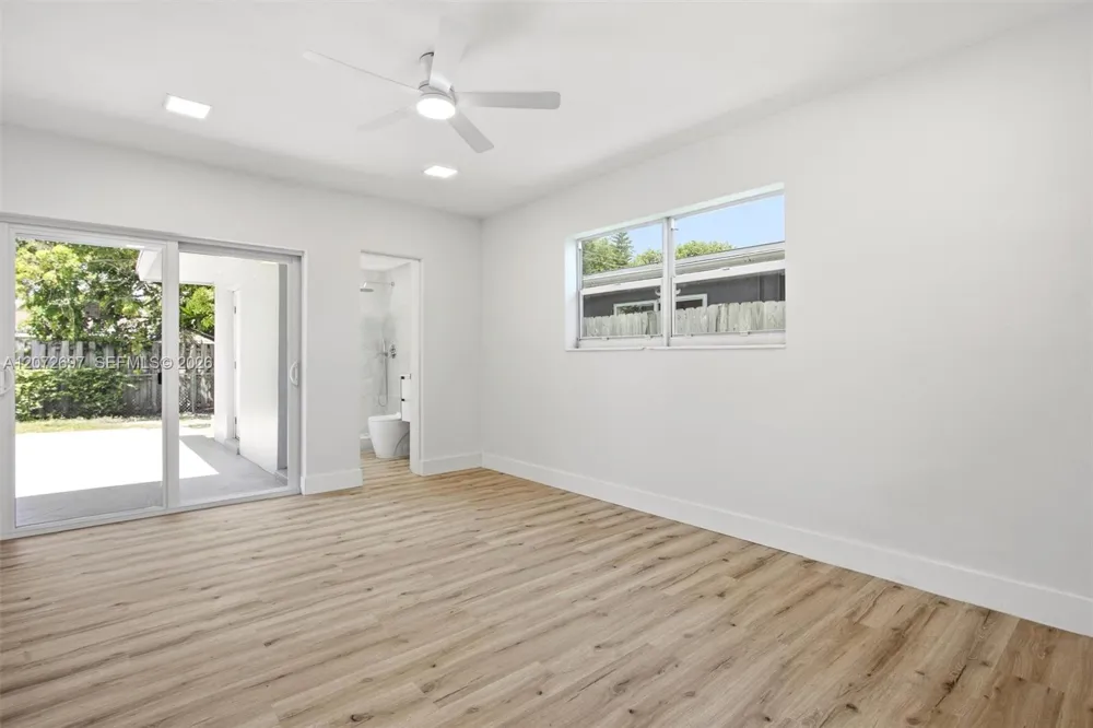 2250 Gulfstream Dr Miramar, FL 33023