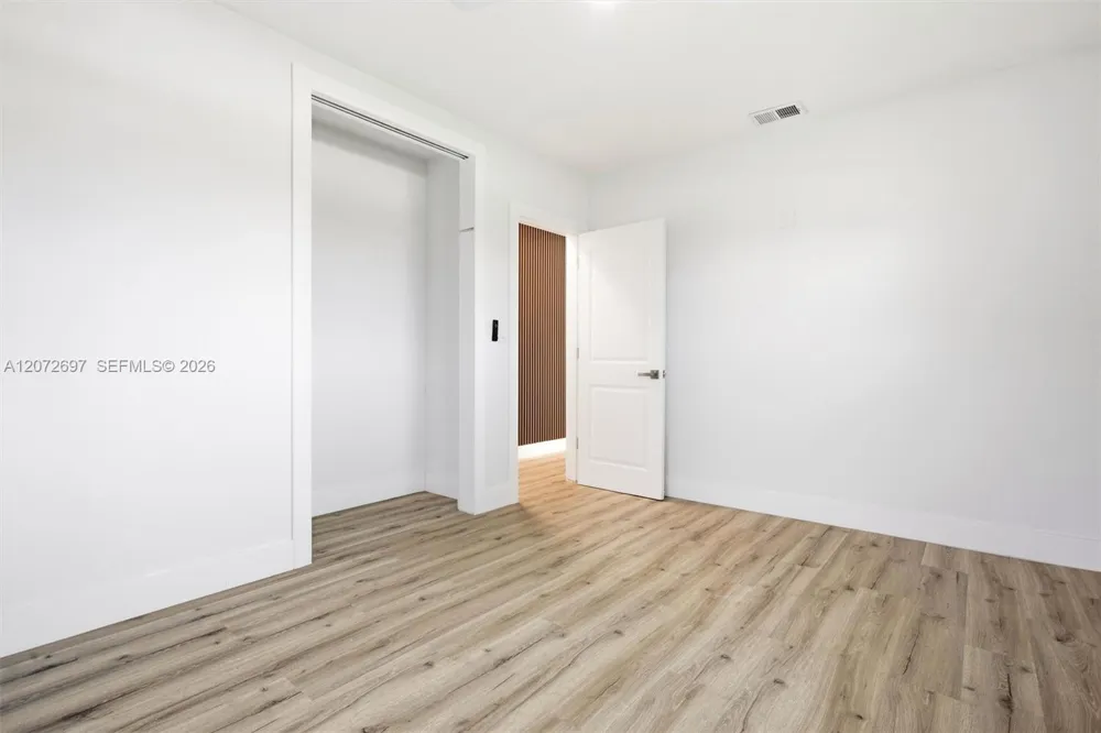 2250 Gulfstream Dr Miramar, FL 33023
