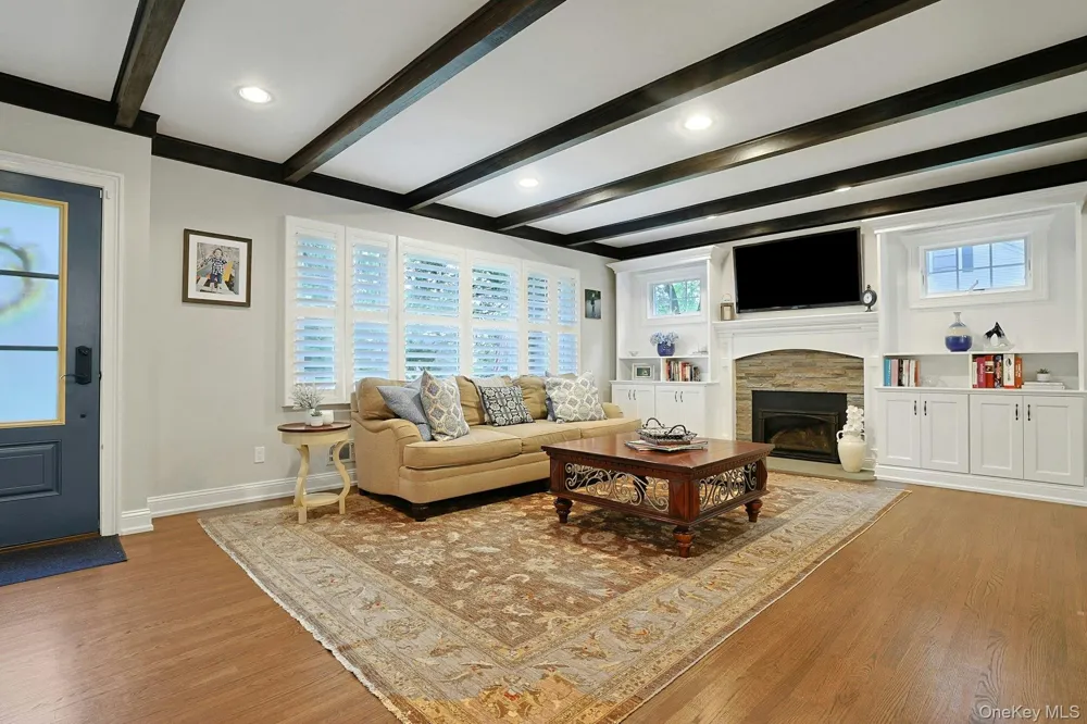 5 Prides Crossing New City, NY 10956