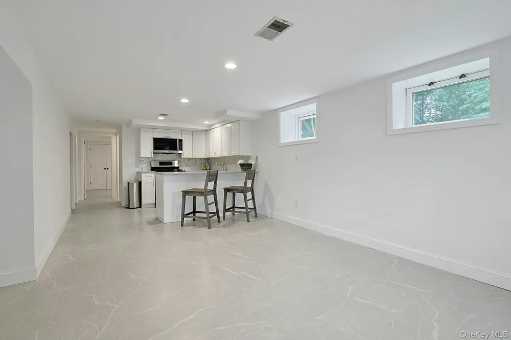 5 Prides Crossing New City, NY 10956