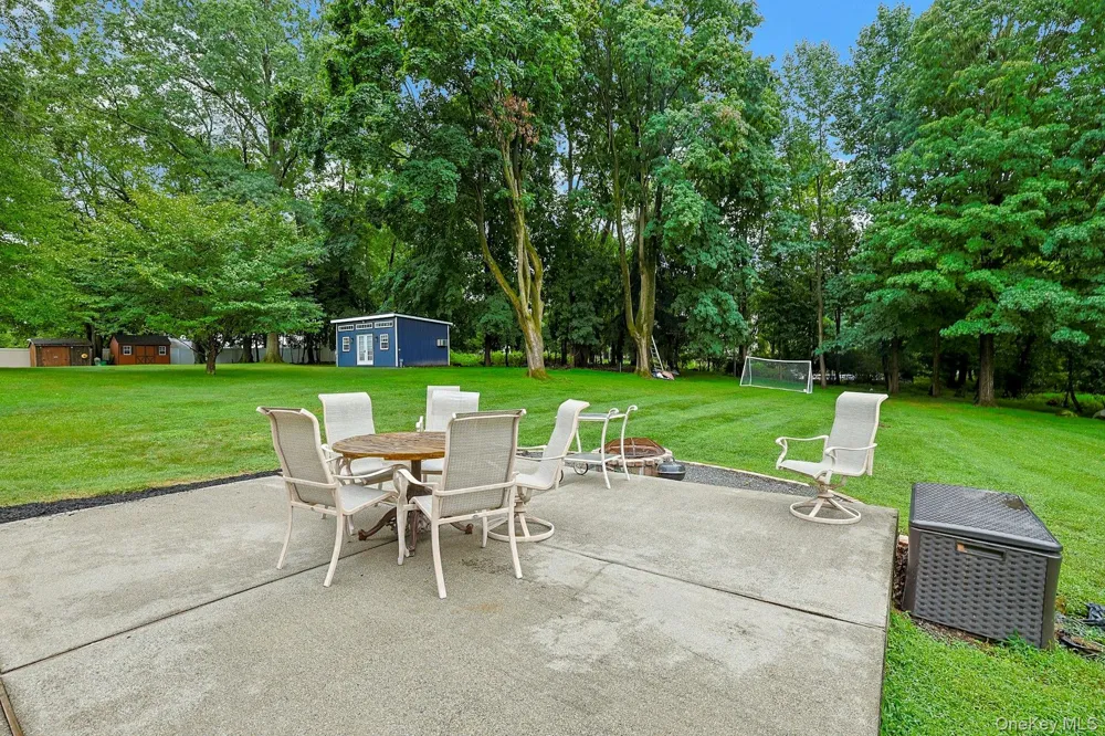 5 Prides Crossing New City, NY 10956