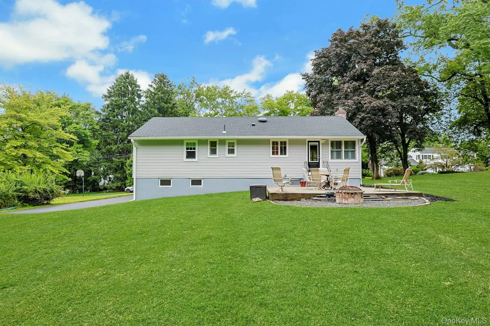 5 Prides Crossing New City, NY 10956