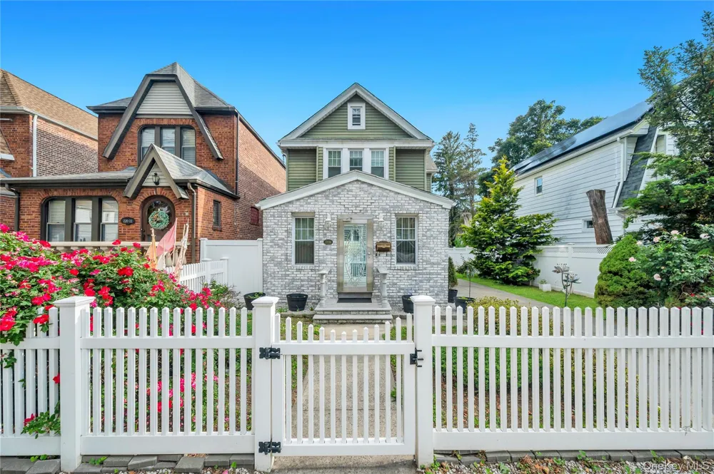 220-16 107th Avenue Queens Village, NY 11429