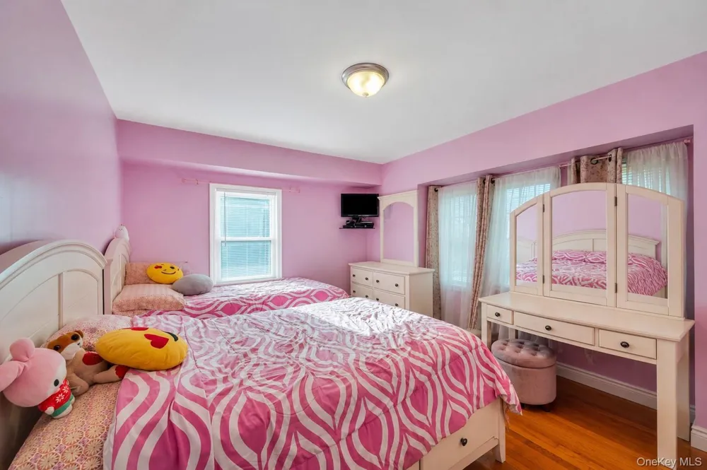 220-16 107th Avenue Queens Village, NY 11429