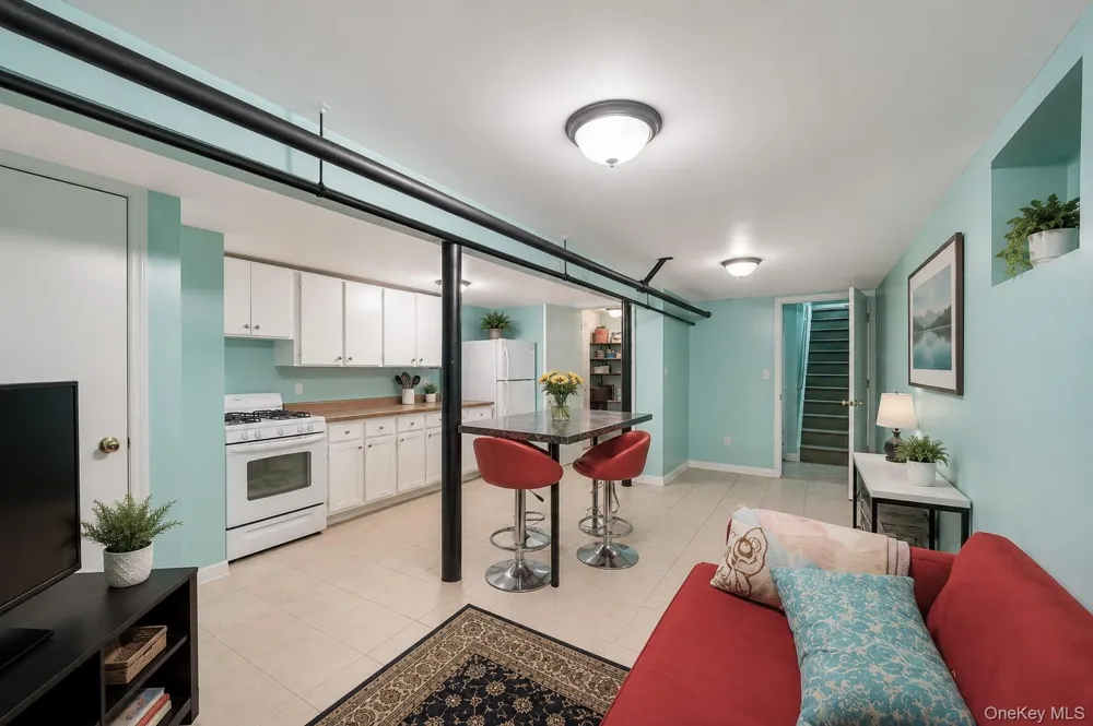 220-16 107th Avenue Queens Village, NY 11429