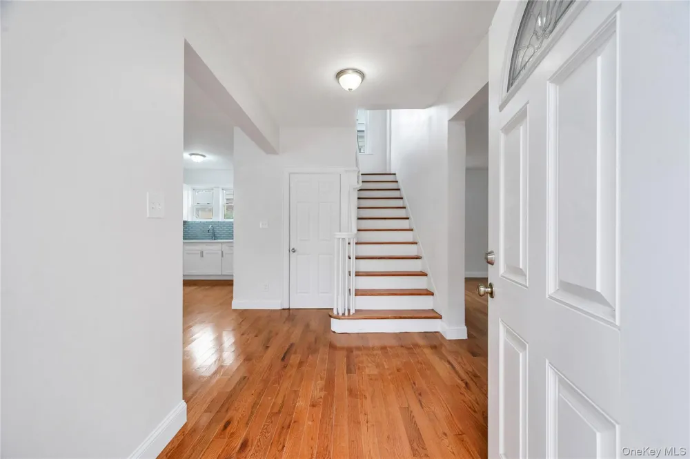 104-04 202nd Street Saint Albans, NY 11412