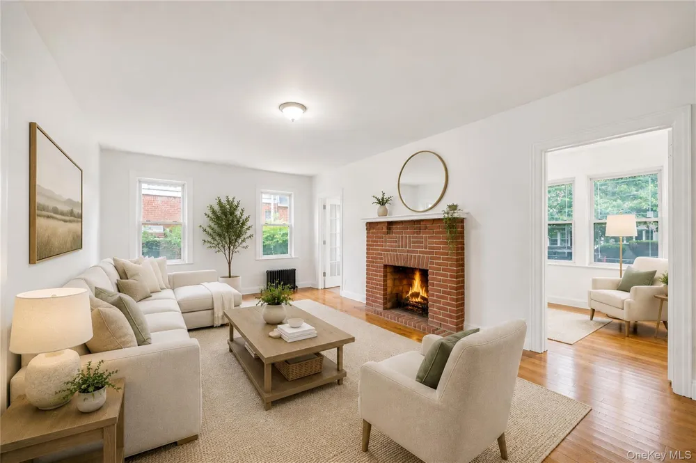 104-04 202nd Street Saint Albans, NY 11412