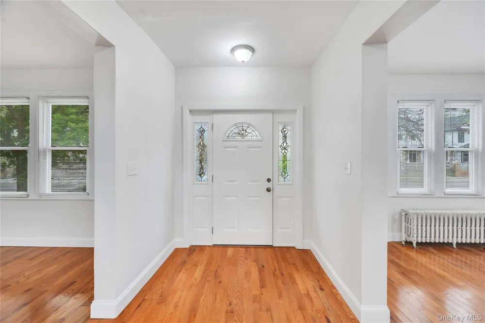 104-04 202nd Street Saint Albans, NY 11412