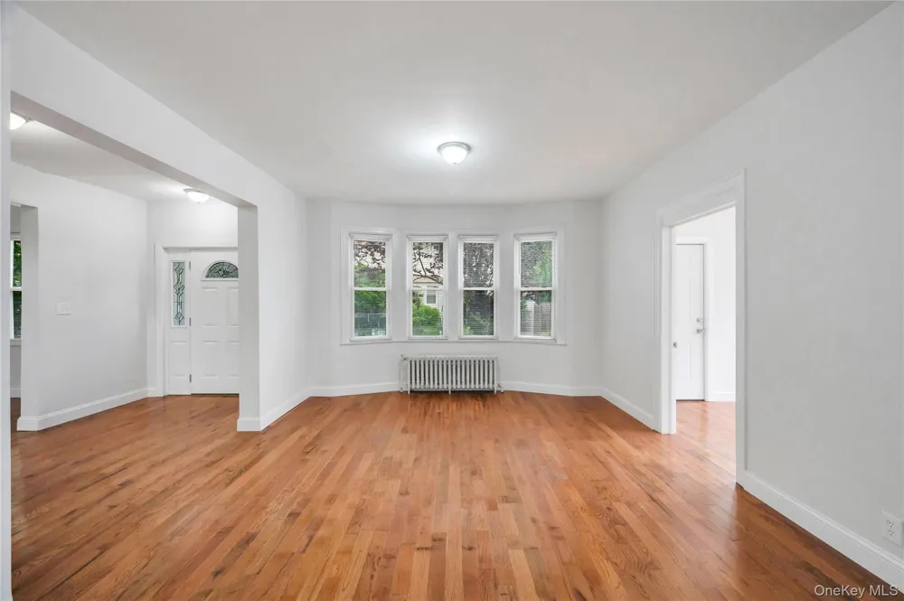 104-04 202nd Street Saint Albans, NY 11412