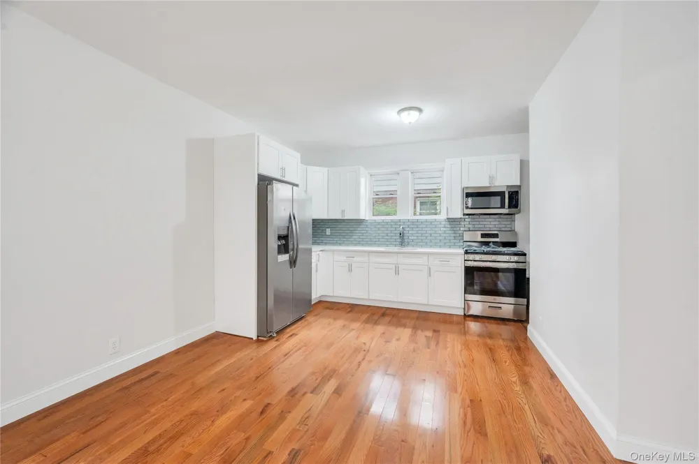 104-04 202nd Street Saint Albans, NY 11412