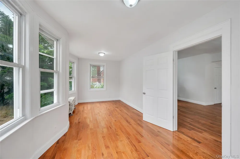 104-04 202nd Street Saint Albans, NY 11412