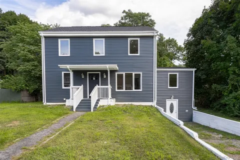 22 Henmond Boulevard
