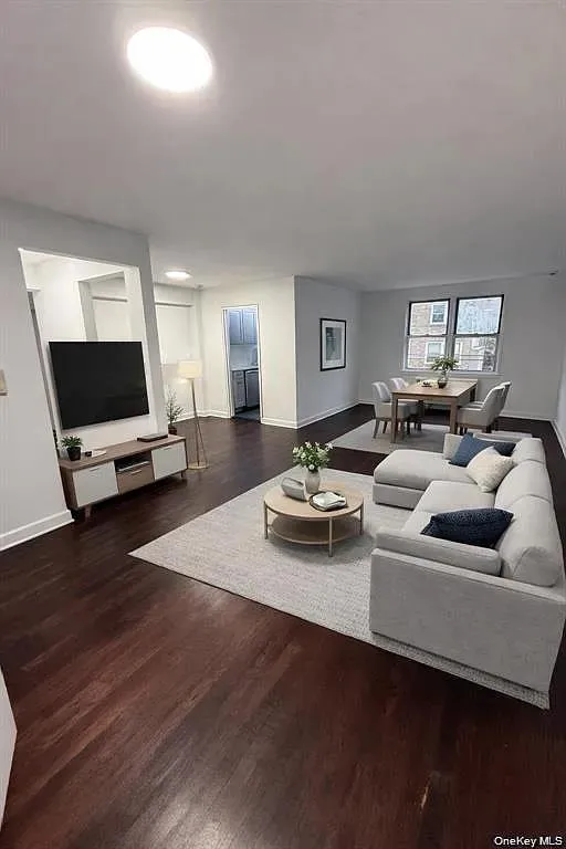 154 Ravine Avenue #3B Yonkers, NY 10701