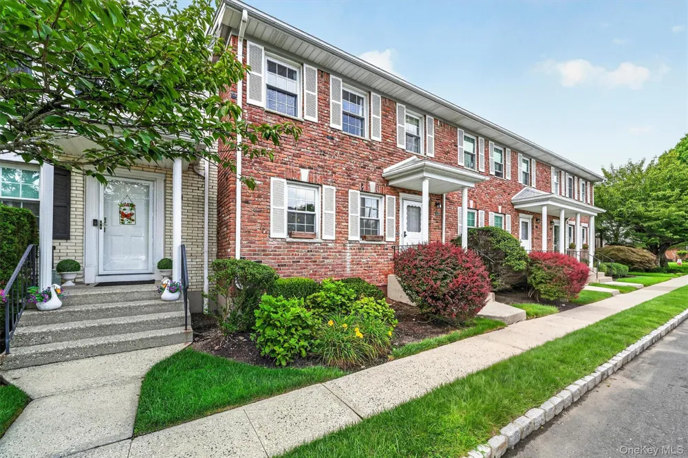600 Mohawk Court Suffern, NY 10901