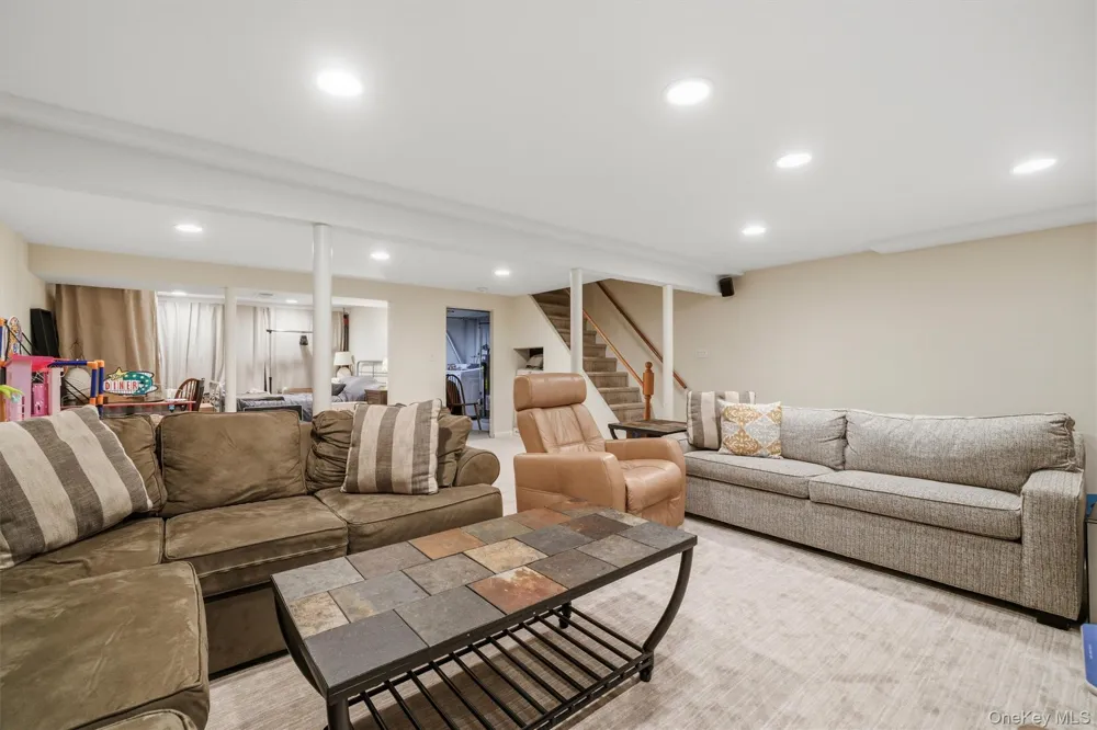 600 Mohawk Court Suffern, NY 10901