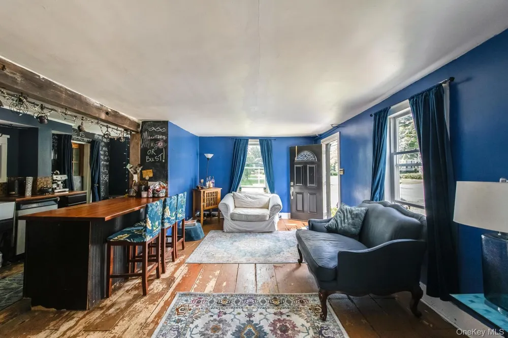 88 S Hamilton Street Poughkeepsie, NY 12601