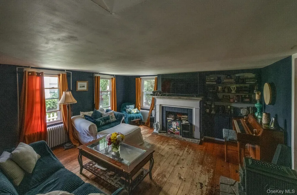 88 S Hamilton Street Poughkeepsie, NY 12601