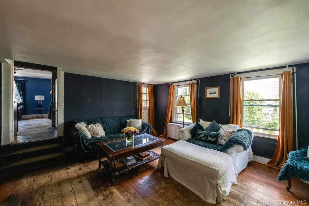 88 S Hamilton Street Poughkeepsie, NY 12601
