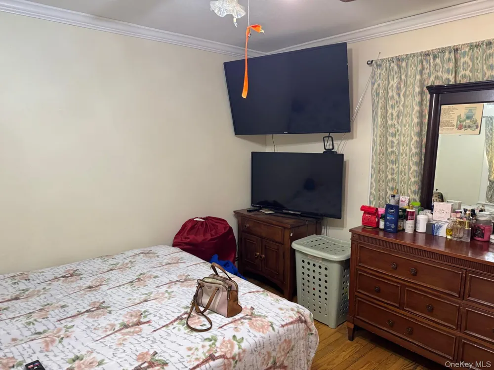 365 Sheridan Street Westbury, NY 11590