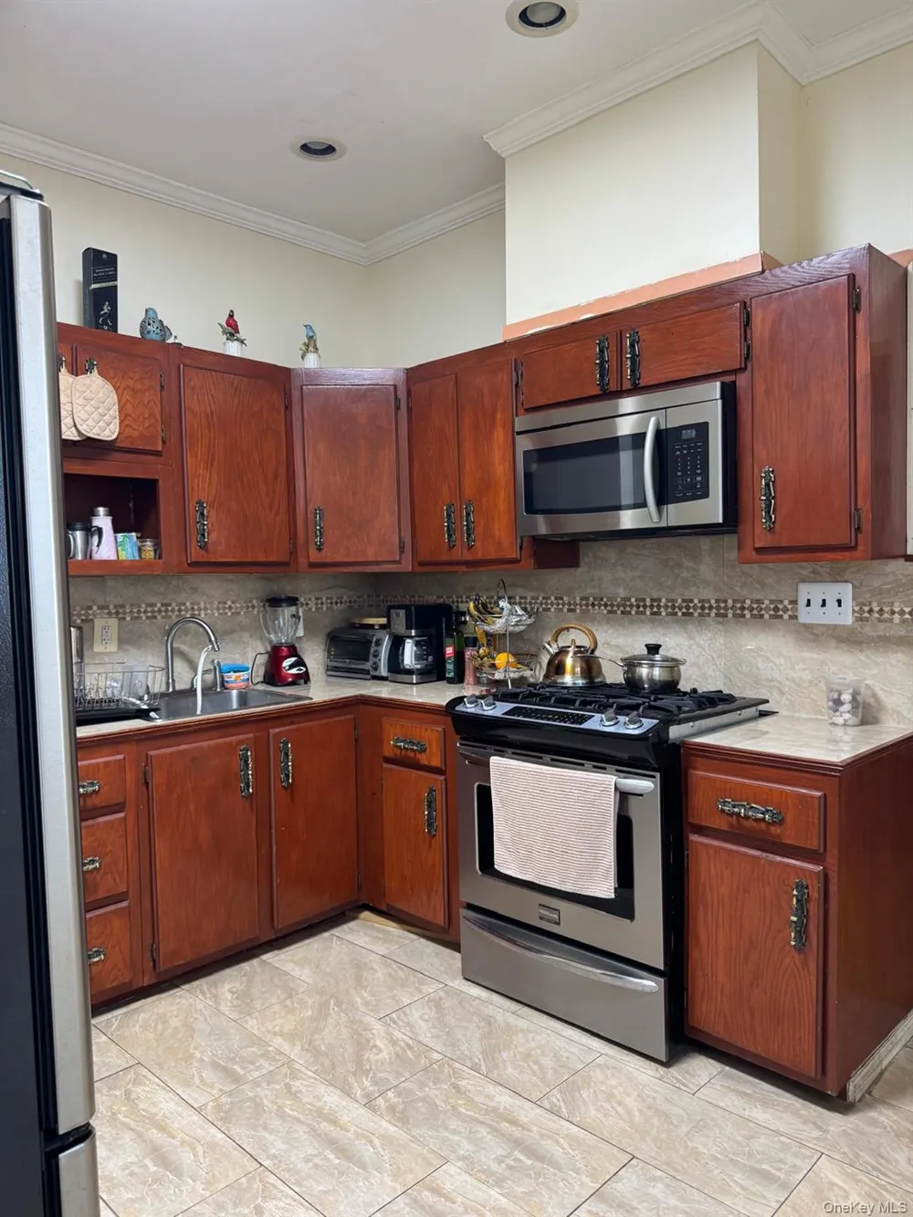 365 Sheridan Street Westbury, NY 11590