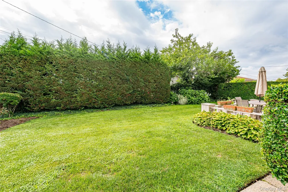 14 Westmoreland Road Hicksville, NY 11801