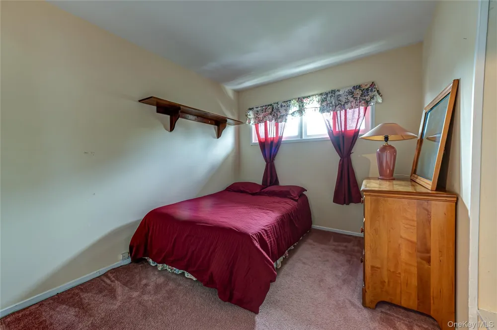 14 Westmoreland Road Hicksville, NY 11801