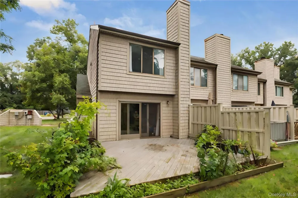 127 Beecher Avenue Extension East Islip, NY 11730