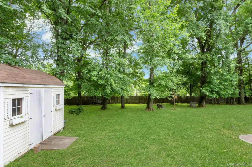 19 Flower Lane Valley Cottage, NY 10989