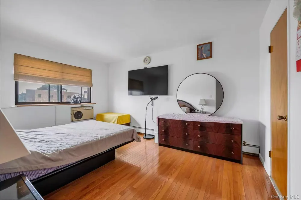 74-49 Calamus Avenue #51 Elmhurst, NY 11373