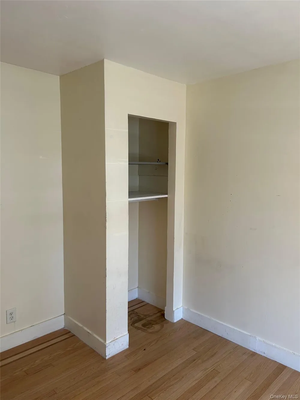 1086 Tulip Avenue Franklin Square, NY 11010