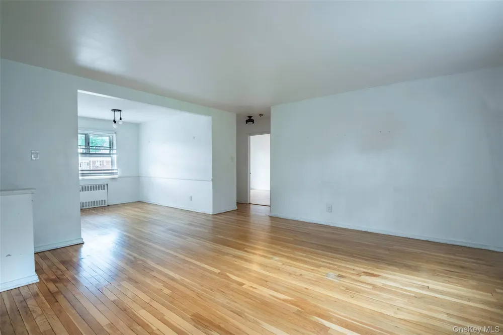 225-24 Manor Road #814 Queens Village, NY 11427