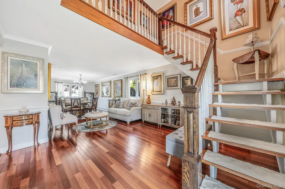 18 Bragg Drive Lake Grove, NY 11755