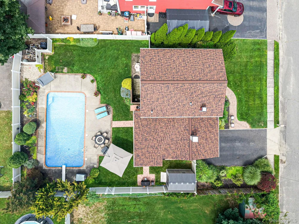 18 Bragg Drive Lake Grove, NY 11755