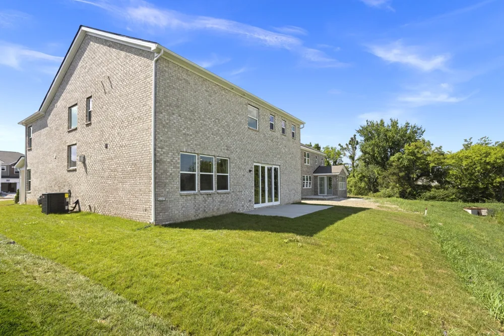 402 Downs Lane Mount Juliet, TN 37122