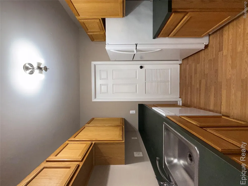 56173 Chesapeake Trail Shelby Charter Township, MI 48316