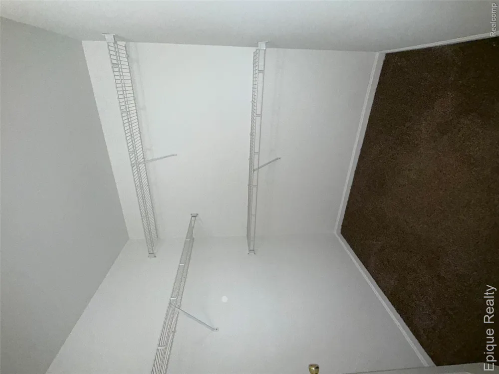 56173 Chesapeake Trail Shelby Charter Township, MI 48316