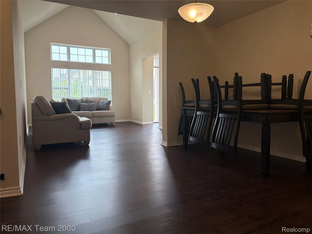 45702 Aragon Canton Charter Township, MI 48187