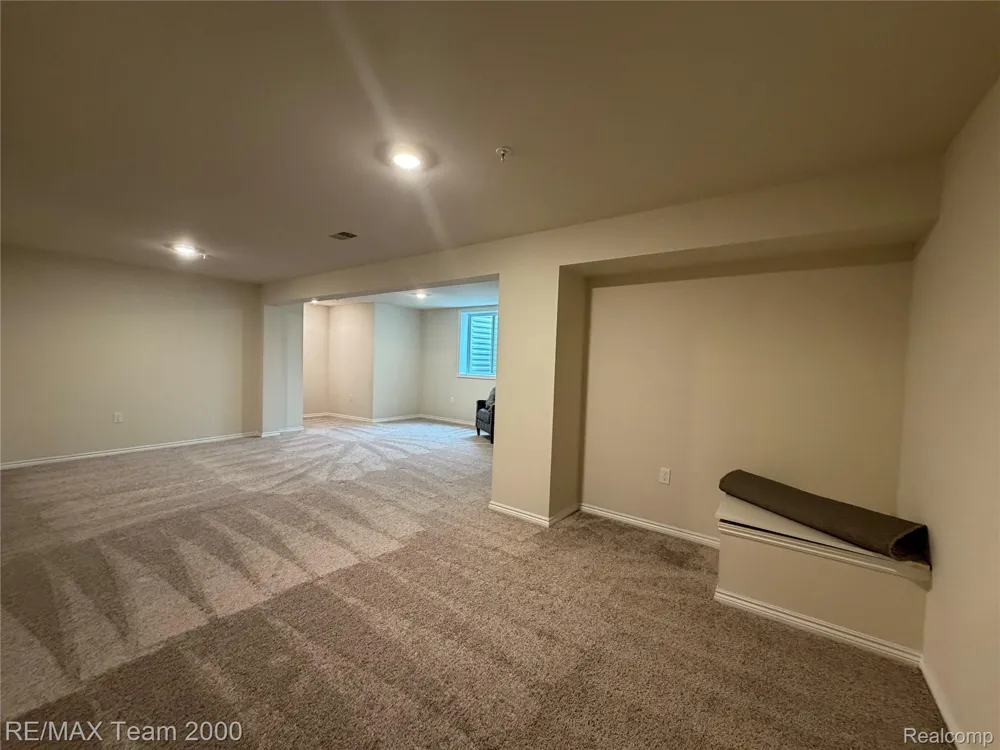 45702 Aragon Canton Charter Township, MI 48187