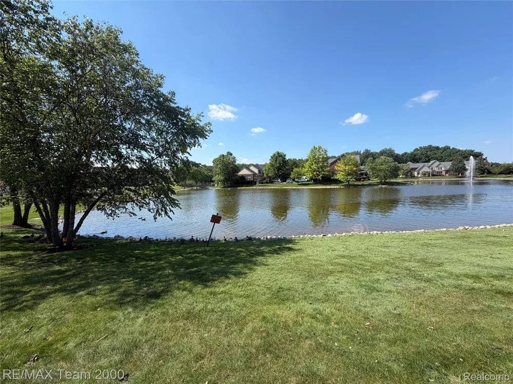 45702 Aragon Canton Charter Township, MI 48187