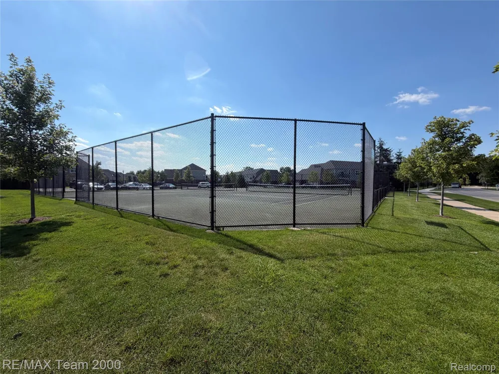 45702 Aragon Canton Charter Township, MI 48187