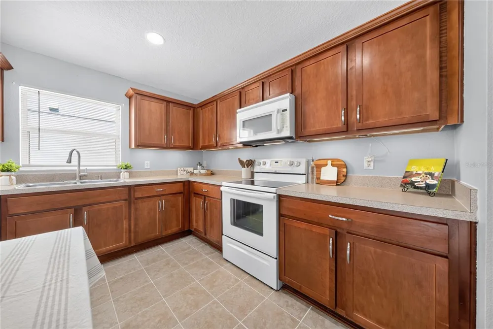 341 WILLOWBAY RIDGE STREET Sanford, FL 32771