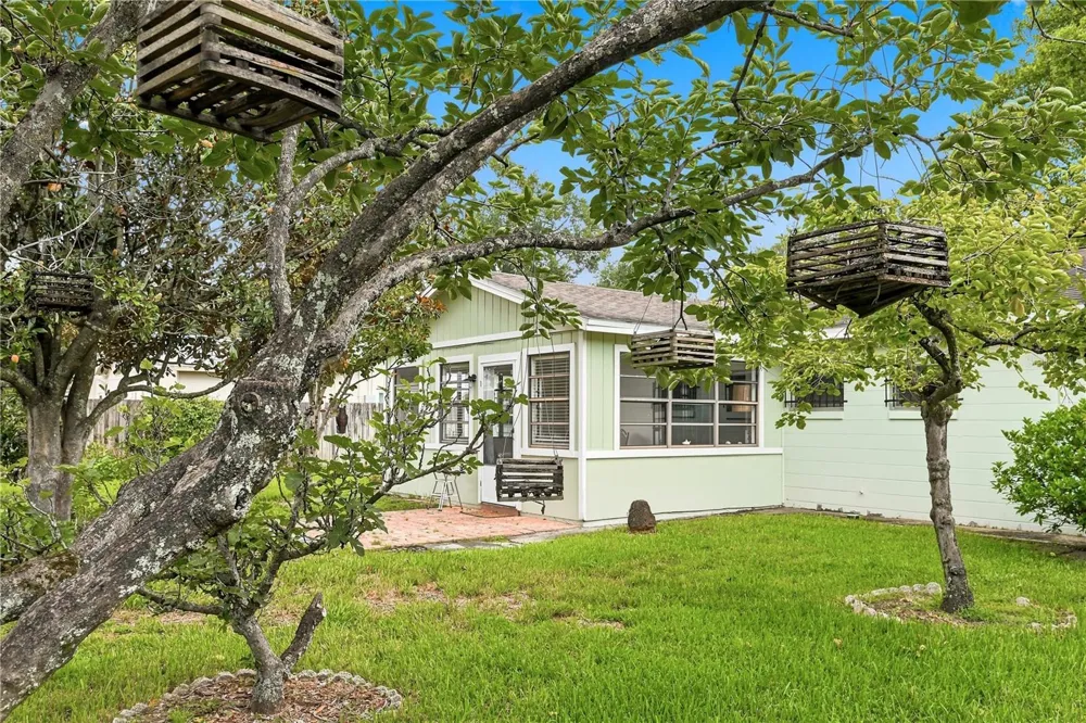 622 MARTIN AVENUE Altamonte Springs, FL 32701