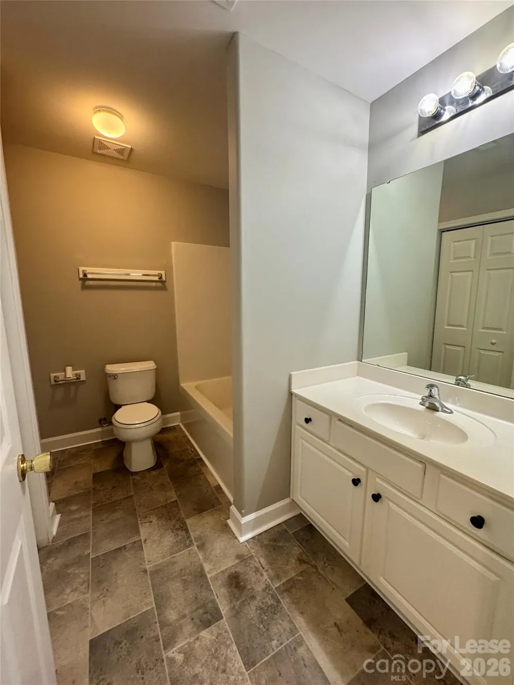 124 Crestwood Drive Mount Holly, NC 28120