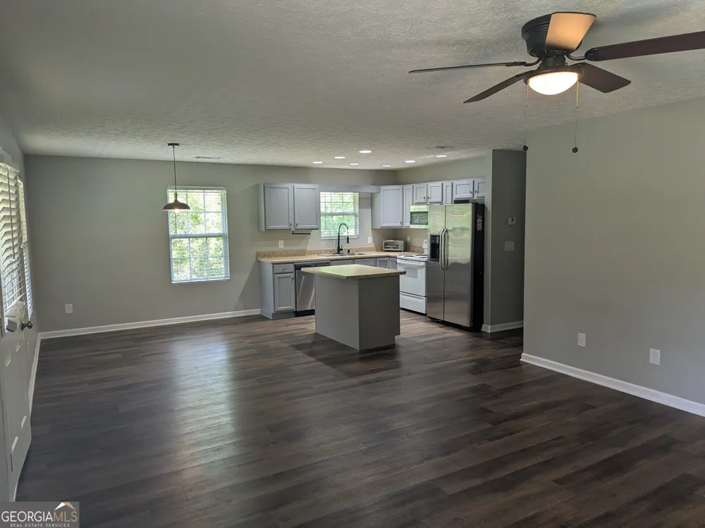 58 E Pinewood DR Dahlonega, GA 30533
