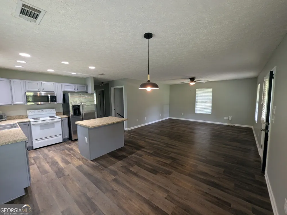 58 E Pinewood DR Dahlonega, GA 30533