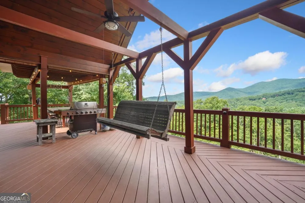 551 Amy Creek CIR Ellijay, GA 30540